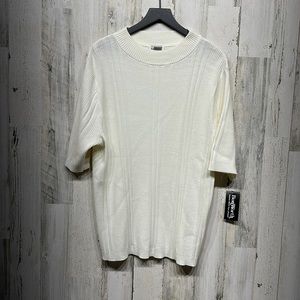 Women’s Bonworth cream sweater shirt sleeve Size Large- excellent condition! NWT